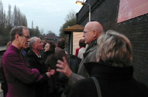 Bishop at Eccles station Nov 2007