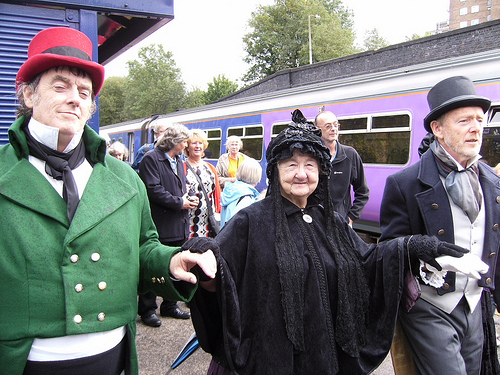 'Queen Victoria' ready to board the 'Royal train'